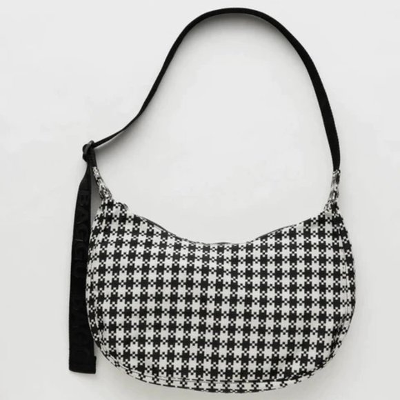 NWT BAGGU Crescent Bag Medium Black & White Pixel Gingham - Picture 6 of 7